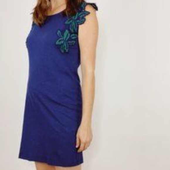 C&C California Dresses & Skirts - 💐5/15$ C&C California shift dress.